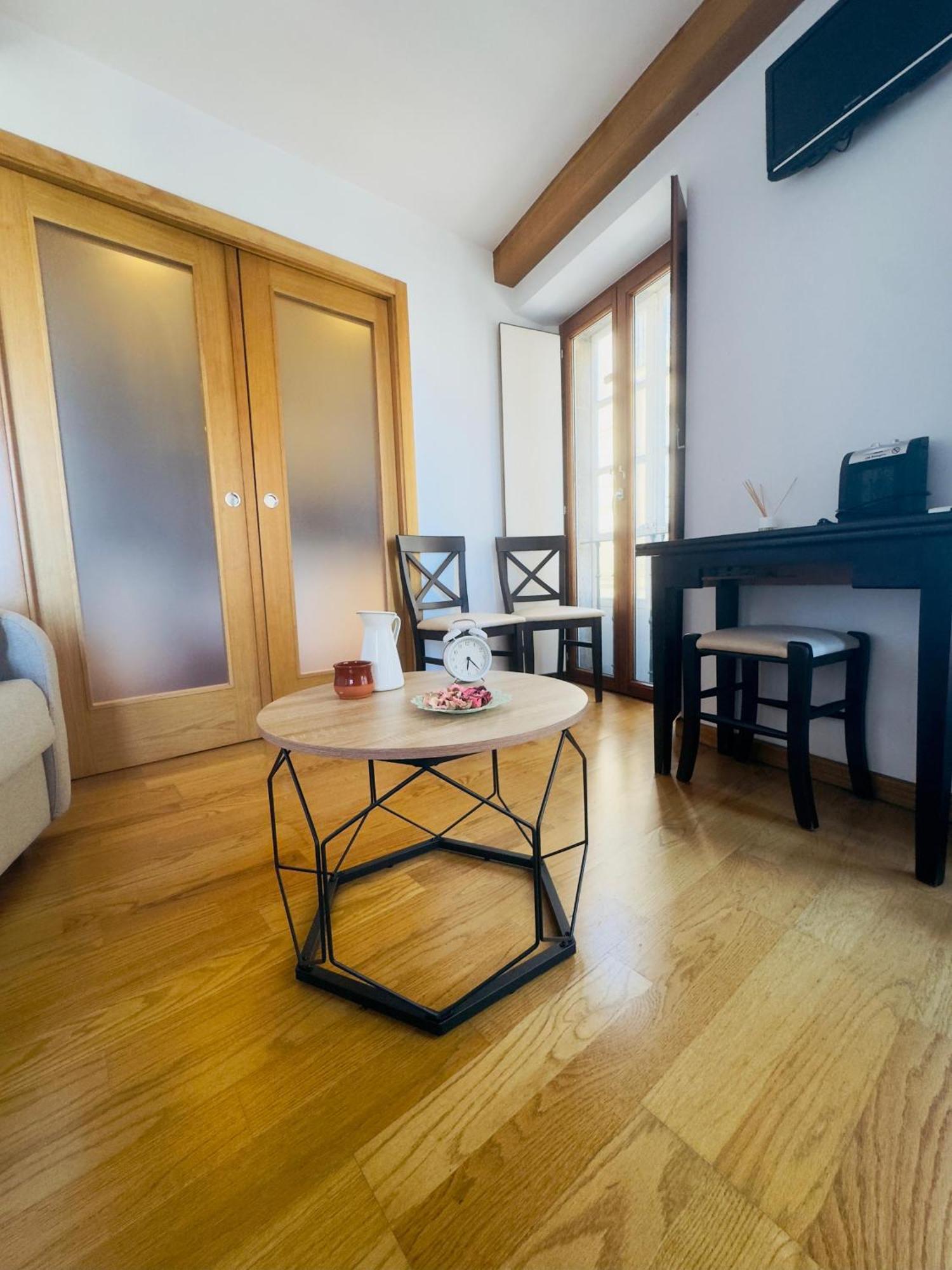 Apartamentos Casa De La Inmaculada Santiago de Compostela Exterior photo