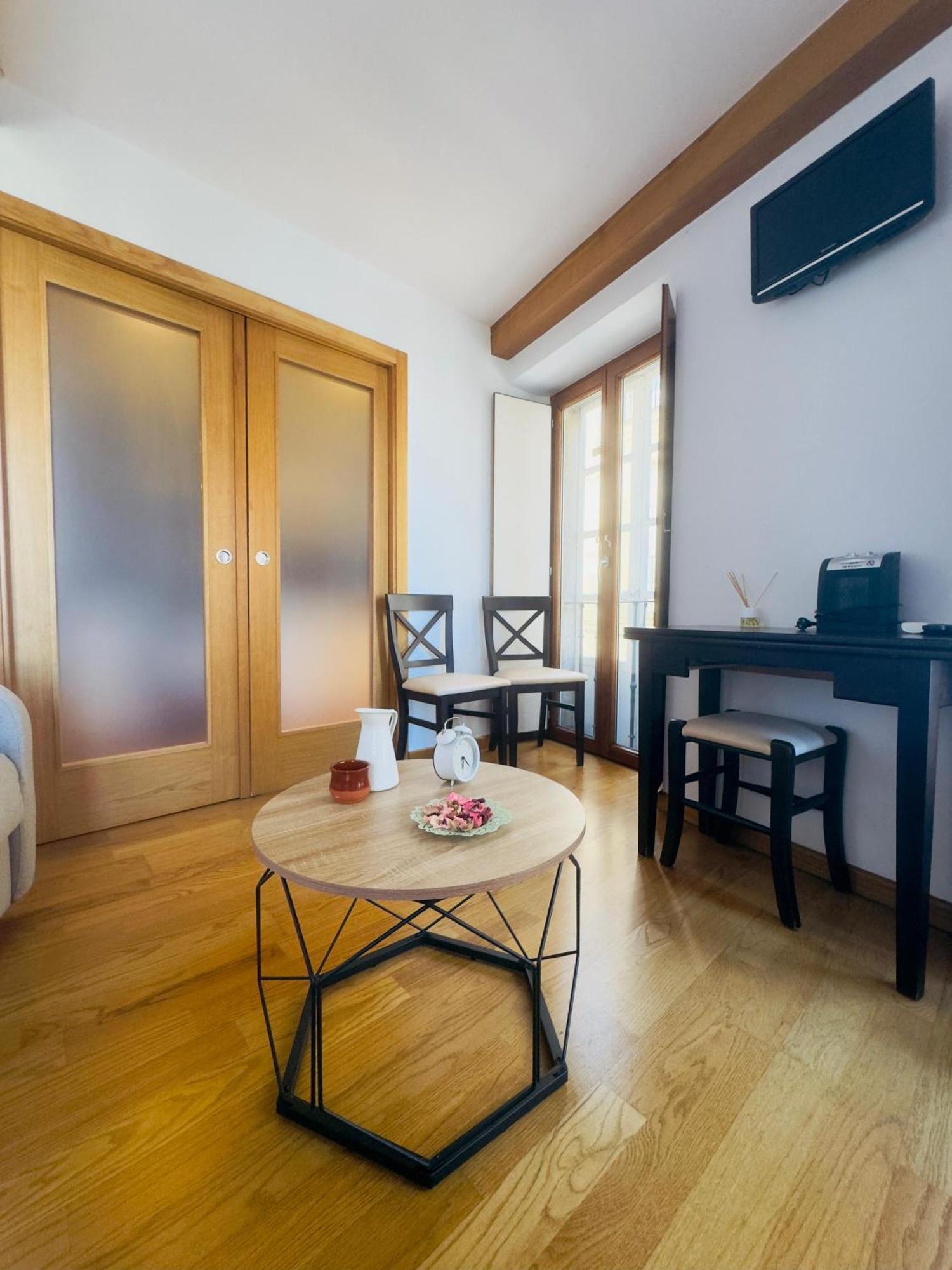 Apartamentos Casa De La Inmaculada Santiago de Compostela Exterior photo